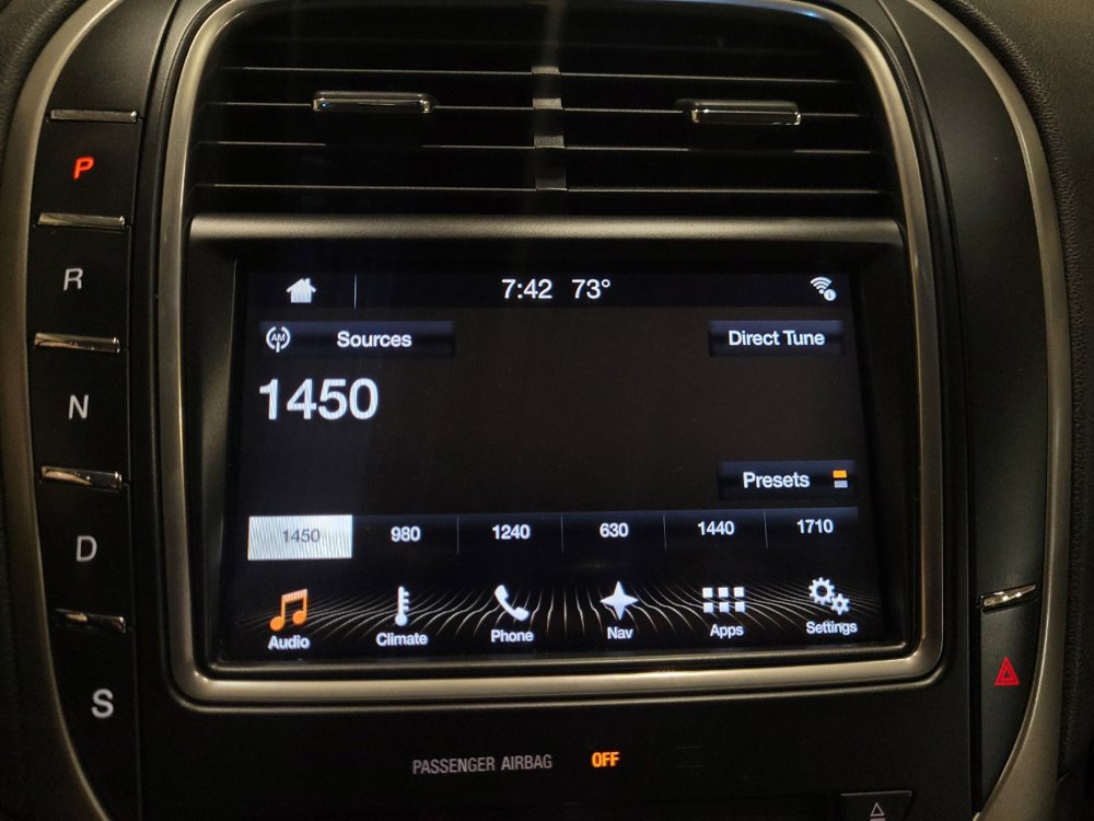 Used 2016 Lincoln MKX Reserve w/ Climate Package AWD/4WD image 25
