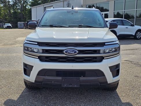 Used 2022 Ford Expedition Max XLT RWD image 4