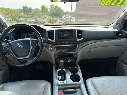 Used 2018 Honda Ridgeline RTL image 17