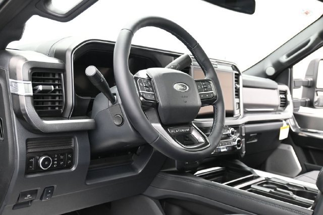 New 2026 Ford F250 Platinum w/ Tremor Off-Road Package AWD/4WD image 18