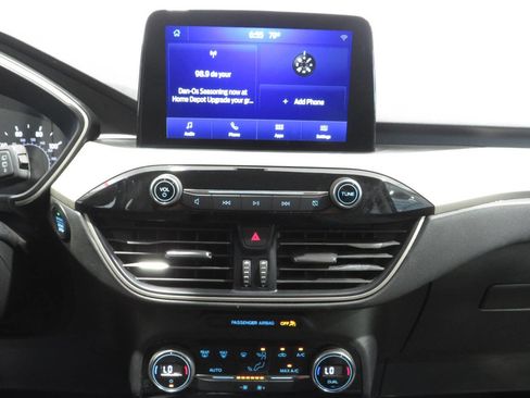 Used 2021 Ford Escape SE w/ Convenience Package FWD image 17
