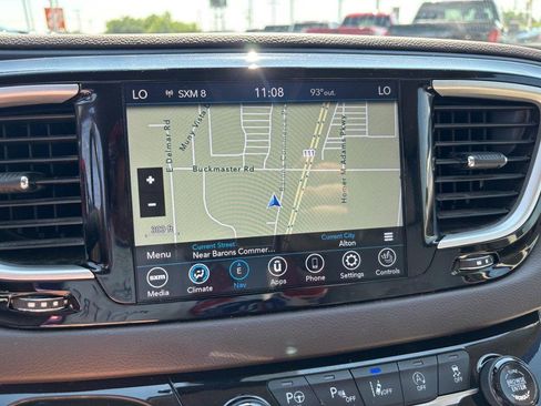 Used 2020 Chrysler Pacifica Touring-L Plus w/ Tire & Wheel Group FWD image 21