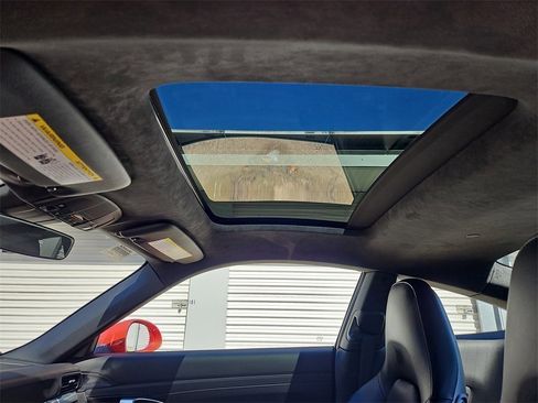 Certified 2017 Porsche 911 Carrera image 15