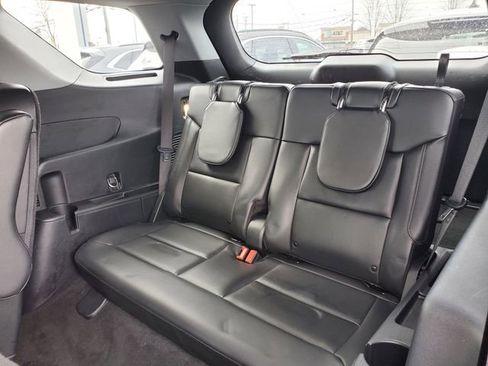 Used 2023 Ford Explorer XLT w/ Equipment Group 202A image 26