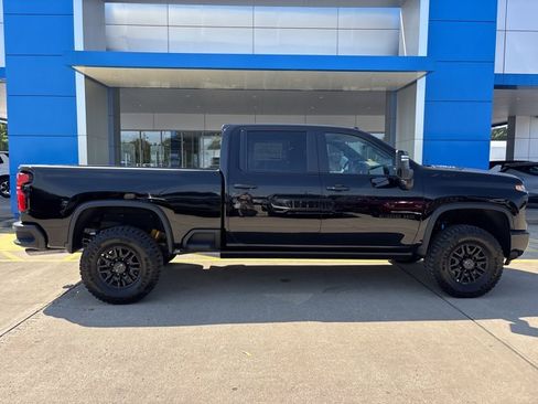 New 2026 Chevrolet Silverado 2500 ZR2 w/ LPO, Dark Essentials Package AWD/4WD image 2