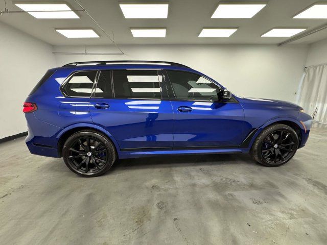 Used 2023 BMW X7 M60i w/ Executive Package AWD/4WD image 7