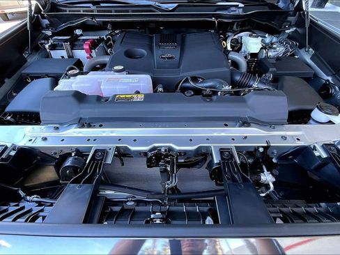 New 2026 Toyota Tundra Platinum AWD/4WD image 11