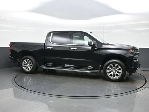 Used 2021 Chevrolet Silverado 1500 High Country w/ Technology Package AWD/4WD image 10