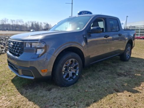 New 2026 Ford Maverick XLT w/ XLT Luxury Package image 2