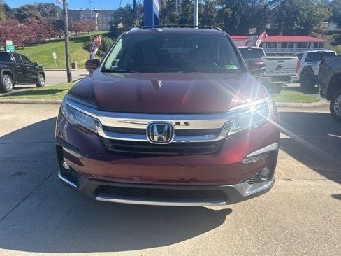 Used 2021 Honda Pilot Touring image 2