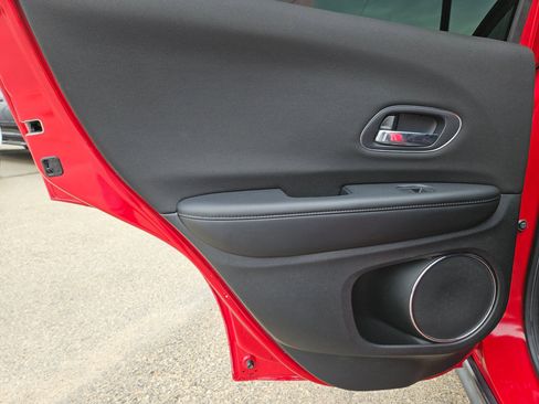 Used 2016 Honda HR-V EX image 15