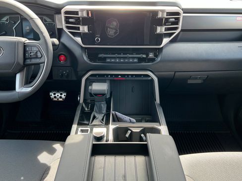 New 2026 Toyota Tundra SR5 AWD/4WD image 13