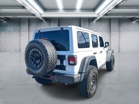 Used 2022 Jeep Wrangler Unlimited Sport image 4
