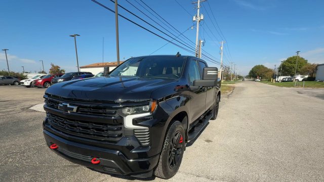 Certified 2023 Chevrolet Silverado 1500 RST w/ Redline Edition AWD/4WD image 4