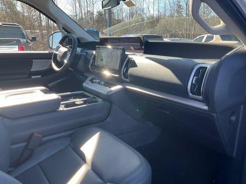 New 2026 Ford Expedition Max Active AWD/4WD image 11