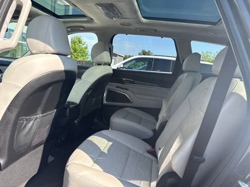 Used 2021 Kia Telluride SX w/ SX Prestige Package AWD/4WD image 19