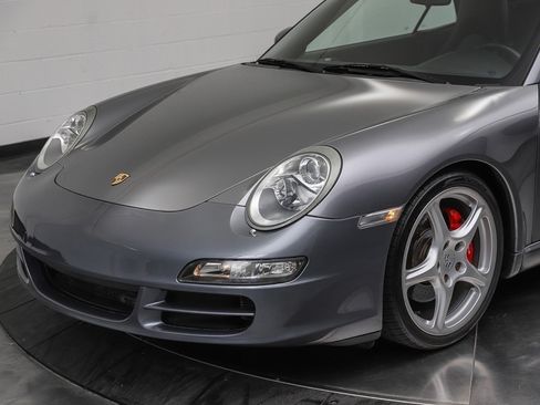 Used 2006 Porsche 911 Carrera S RWD image 14