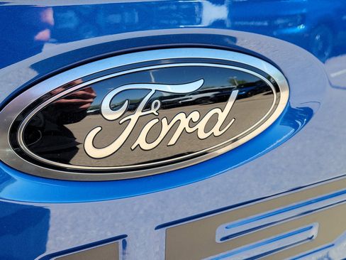 Used 2022 Ford F150 XLT w/ Equipment Group 302A High image 6