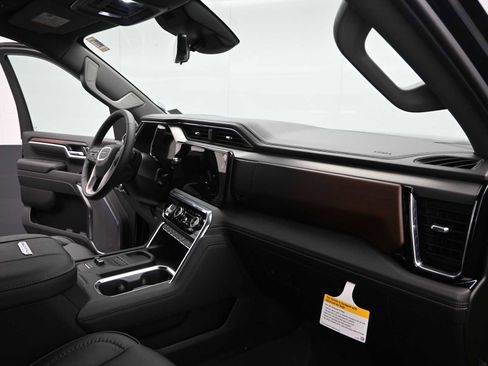 New 2026 GMC Sierra 2500 Denali w/ Denali Reserve Package image 21