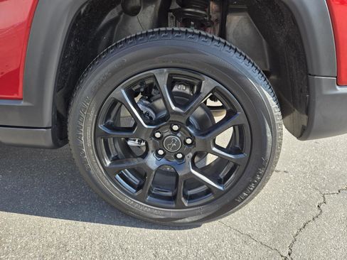 Used 2026 Jeep Compass Latitude image 35