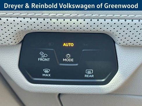 New 2026 Volkswagen Atlas SEL Premium R-Line image 16