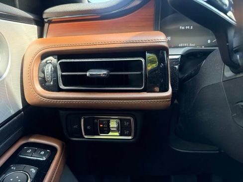 Used 2020 Lincoln Aviator Reserve w/ Equipment Group 202A AWD/4WD image 24