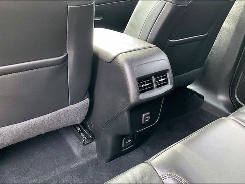 Used 2020 Chevrolet Equinox Premier w/ Premier Redline Edition image 11