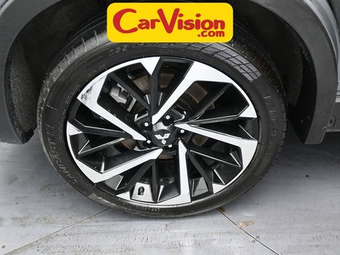 Used 2024 Mitsubishi Outlander SE image 40