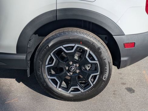 New 2025 Ford Bronco Sport Outer Banks w/ Outer Banks Tech Package+ image 8