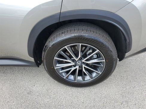 Used 2026 Lexus NX 350 AWD w/ Accessory Package (Z1) image 8