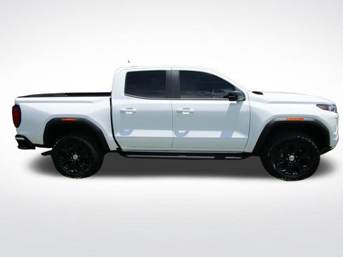 Used 2023 GMC Canyon Elevation w/ Elevation Premium Package AWD/4WD image 8