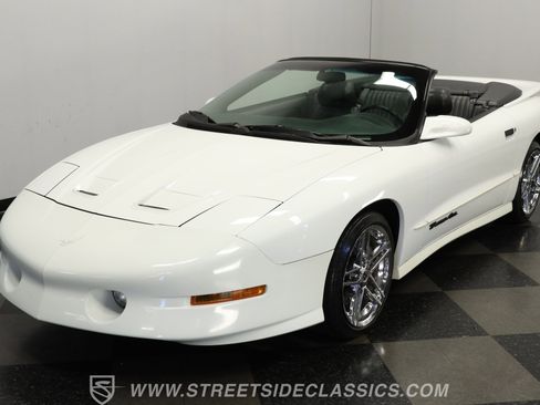 Used 1994 Pontiac Firebird Trans Am GT image 17