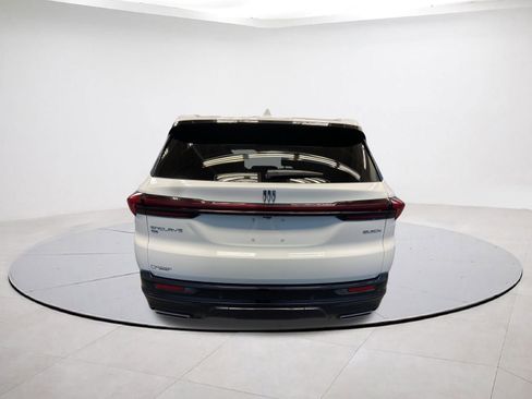 Used 2025 Buick Enclave Sport Touring image 5