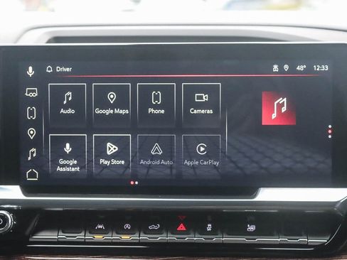 Used 2025 GMC Sierra 1500 Elevation image 21