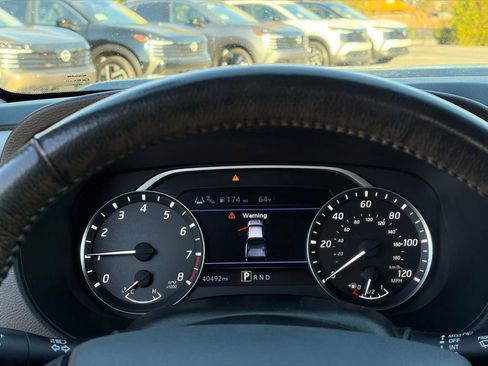 Certified 2022 Nissan Frontier SV image 18