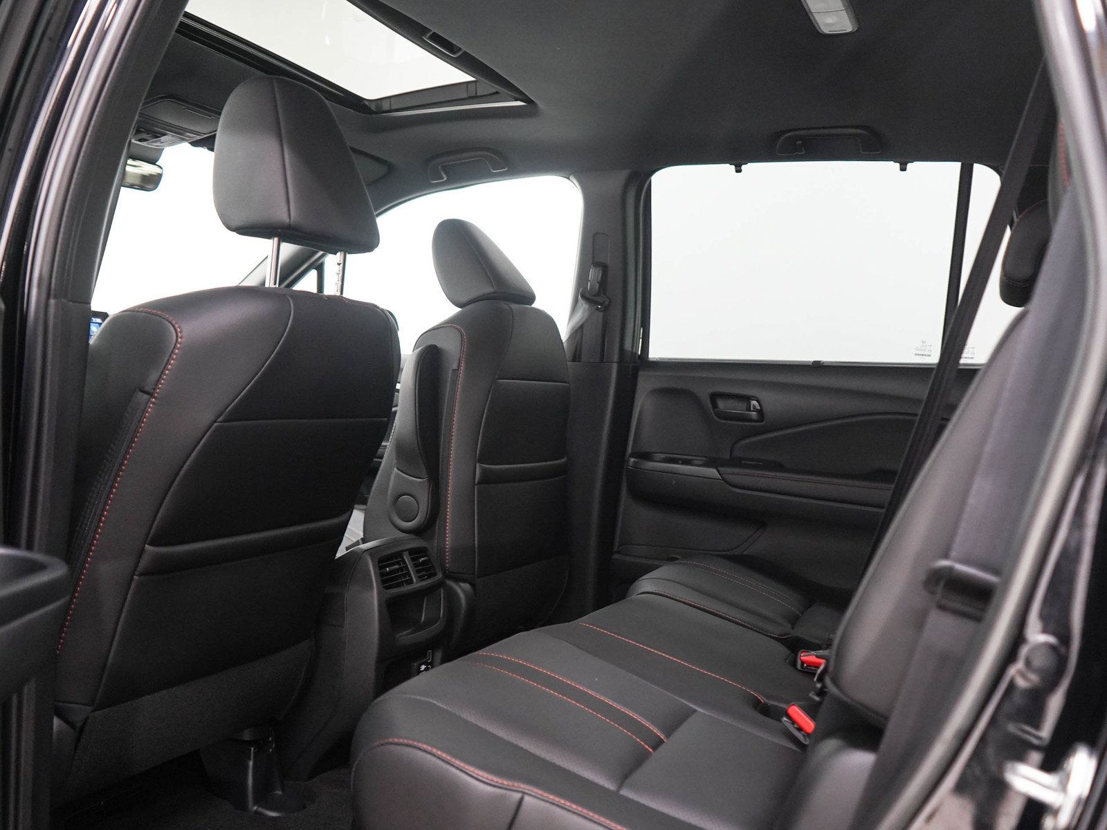 Used 2023 Honda Passport TrailSport image 18