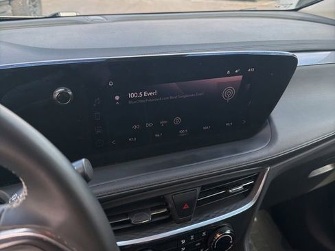 Used 2024 Buick Encore GX Preferred w/ Comfort Package image 4