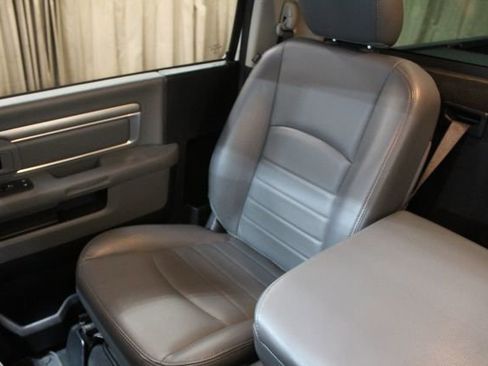 Used 2016 RAM 2500 Tradesman w/ Chrome Appearance Group image 18