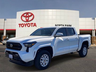 New 2025 Toyota Tacoma SR5
