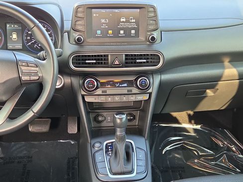 Used 2020 Hyundai Kona Limited FWD image 20