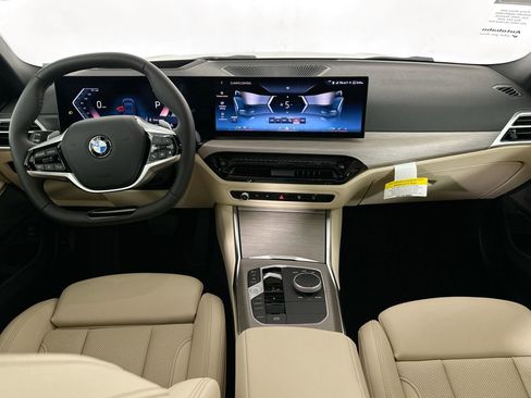 Used 2025 BMW 330i 330i w/ Premium Package image 28