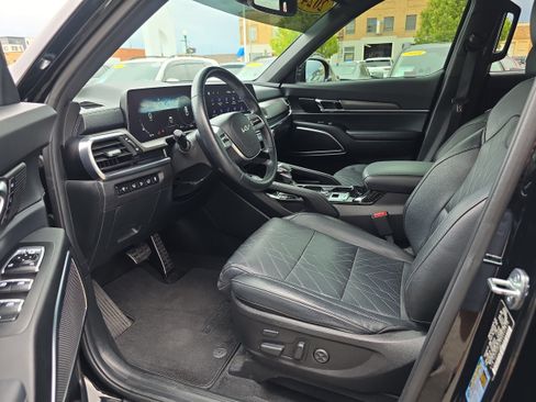 Used 2024 Kia Telluride SX X-Line AWD/4WD image 2