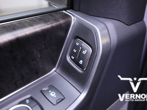 New 2026 Ford F250 Lariat w/ Lariat Premium Package image 18