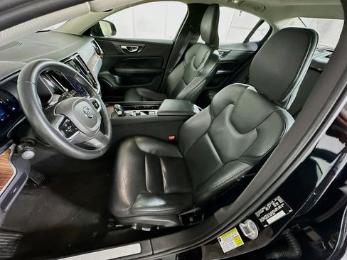 Used 2024 Volvo S60 B5 Plus image 13