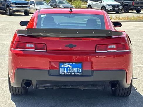 Used 2015 Chevrolet Camaro LS RWD image 5