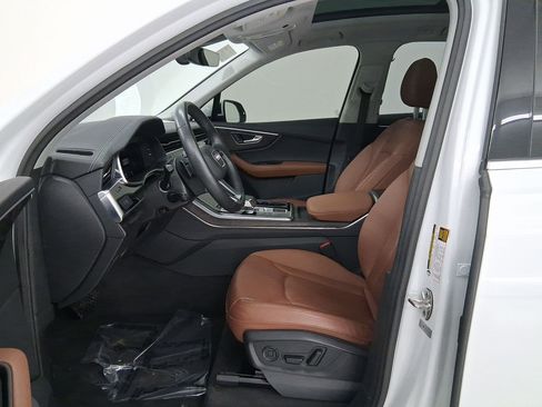 Certified 2024 Audi Q7 3.0T Premium Plus image 5