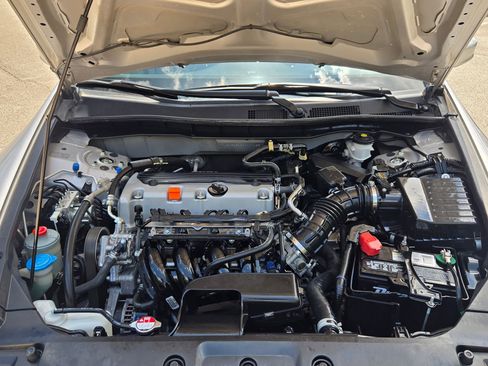 Used 2012 Honda Accord LX image 32