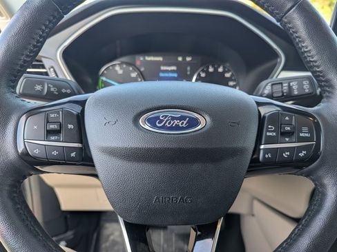 Used 2021 Ford Escape SEL image 21