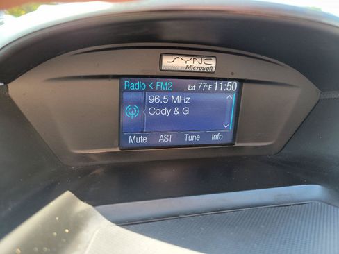 Used 2014 Ford Escape SE FWD image 21