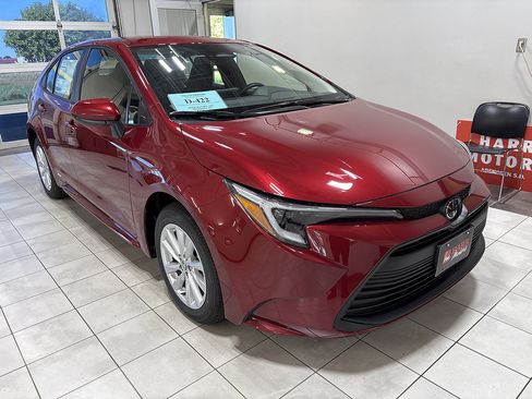 New 2026 Toyota Corolla LE w/ LE Premium Package AWD/4WD image 5